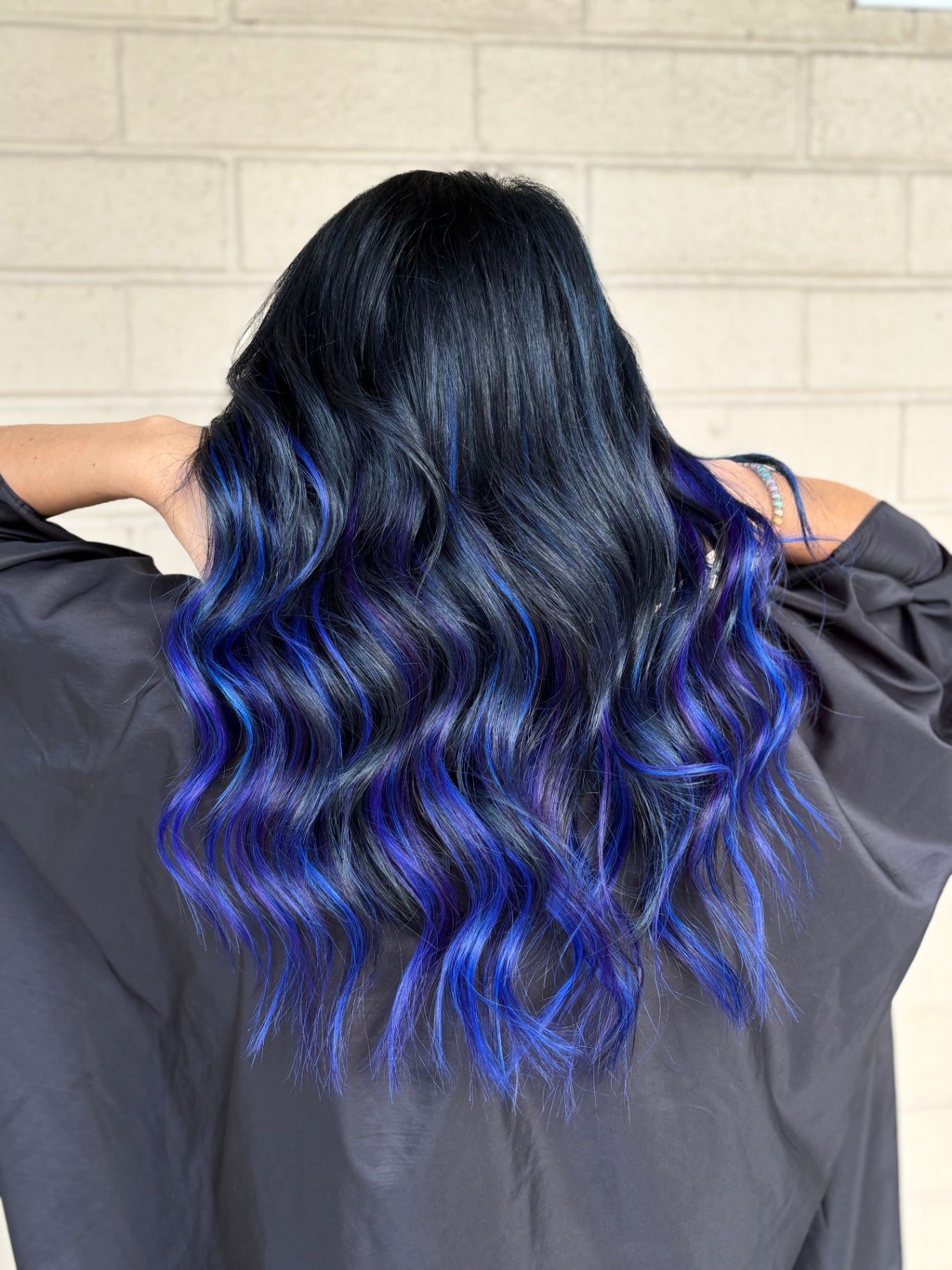 Indigo noir waves