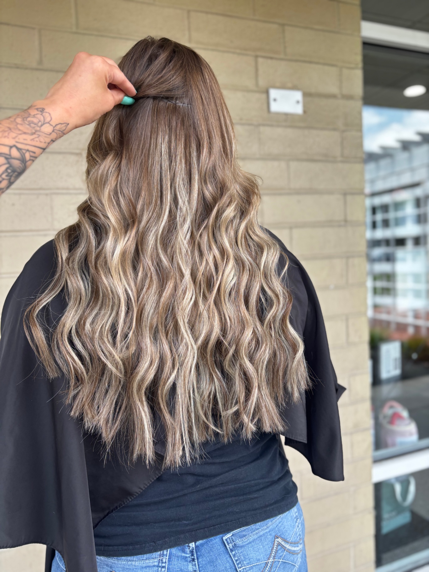 Beachy blonde balayage